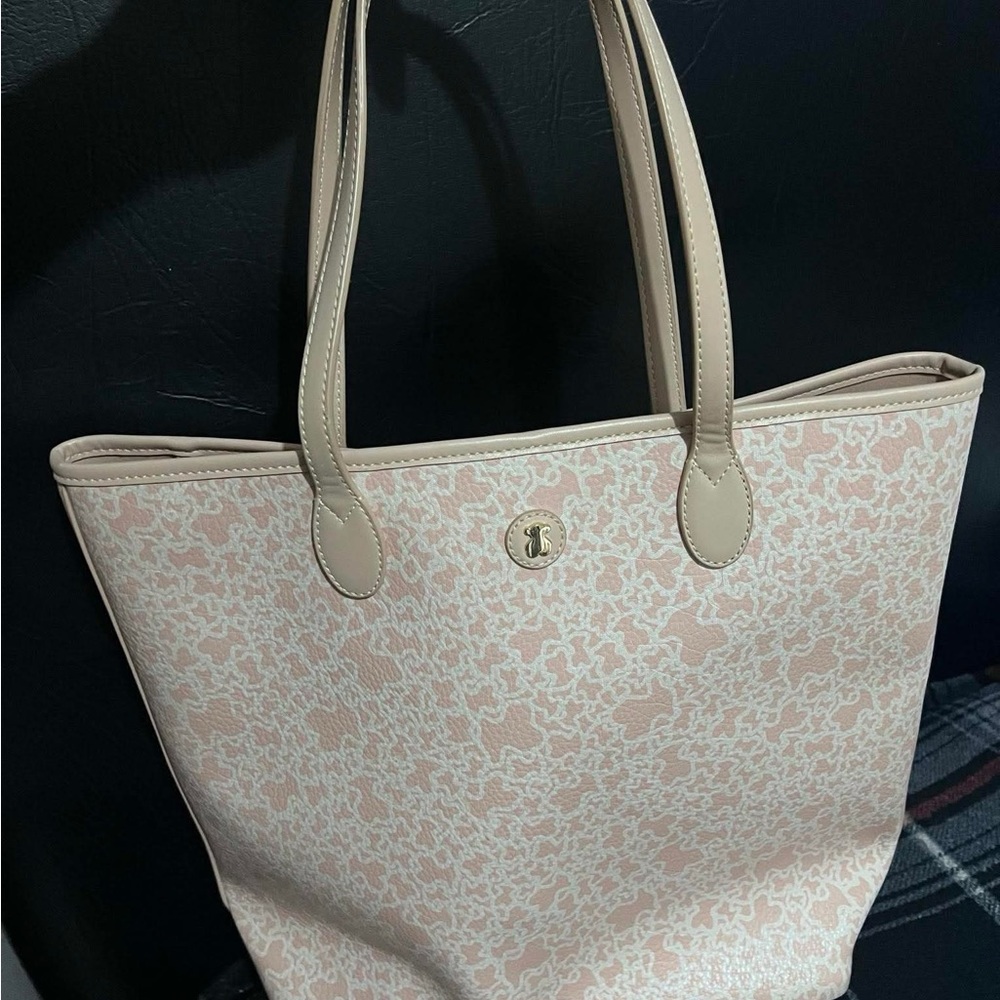 Elegant Beige Tote Bag